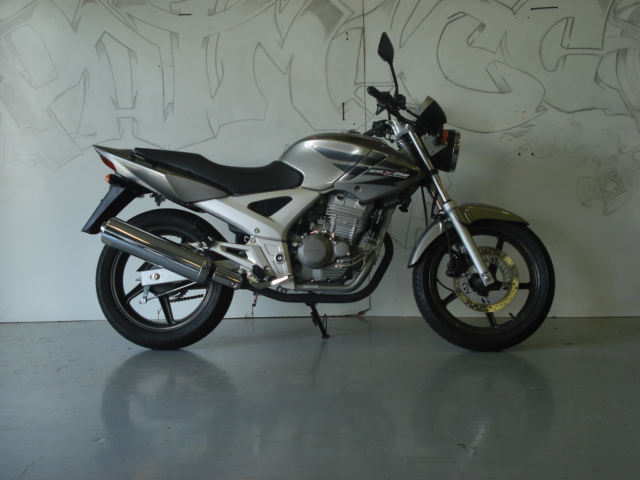 Honda CBX 250 TWISTER Ano: 2008/2008 - Exclusiva Motoparts